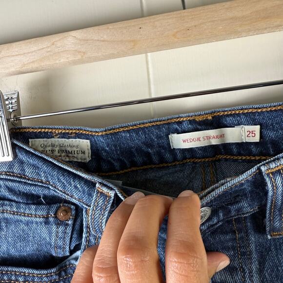 Levi's‎ Wedgie Straight Jeans Premium - Picture 3 of 8